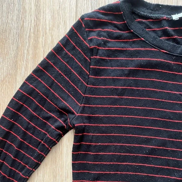 ZARA red and black striped long sleeve crop top - Picture 5 of 5